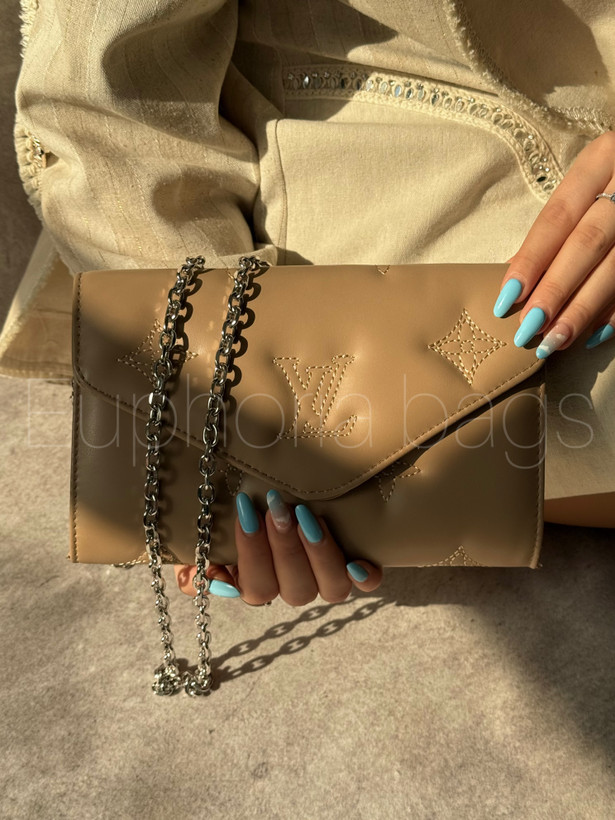 کیف زنانه پاسپورتی لاوین دستی دوشی زنجیردار لویی ویتون