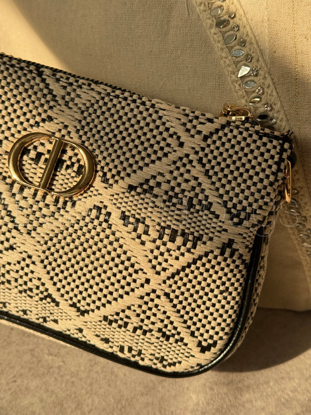 کیف پاسپورتی دینا کنفی دیور Dior