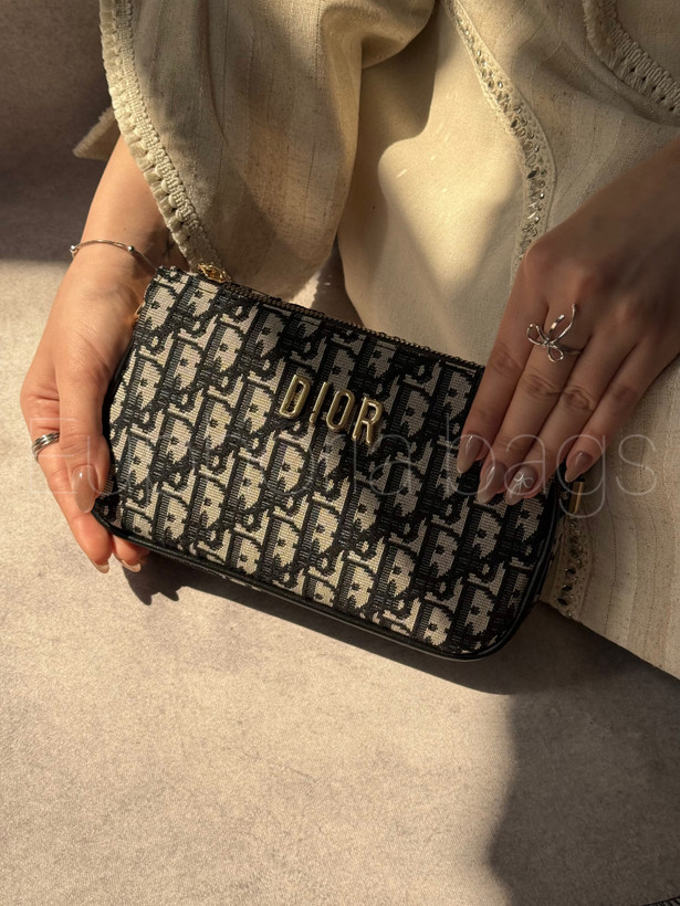 کیف پاسپورتی دلدار کنفی دیور dior