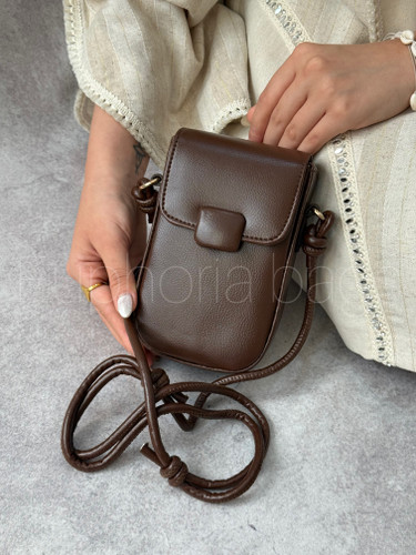 کیف موبایلی آنا